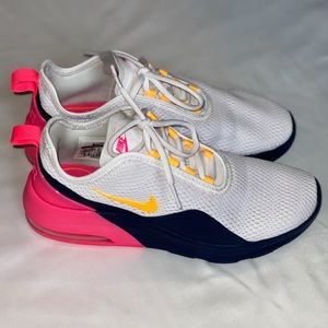 Nike Air Max Motion2